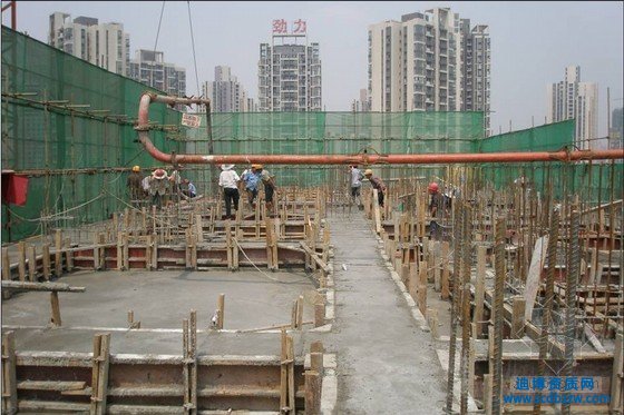 建筑工程施工總承包資質(zhì)標(biāo)準(zhǔn)分幾個(gè)等級